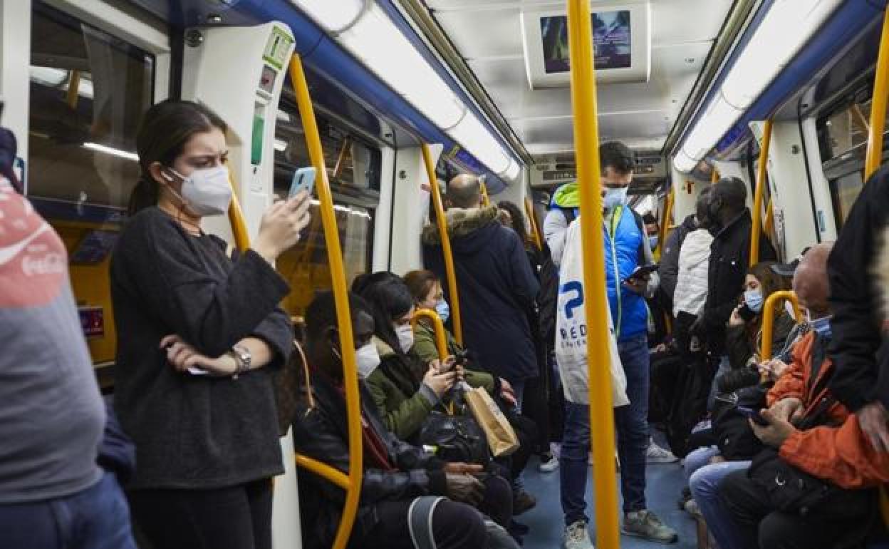 Spain could end mandatory face mask requirement on public transport